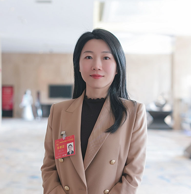 两会好声音丨曾莉怡：推行&ldquo;婚登婚检宣教&rdquo;一站式服务，优化助产资源布局